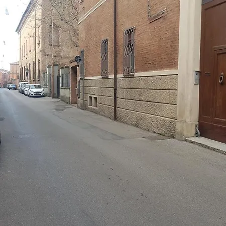 Dalla Zia Paolina * フェラーラ